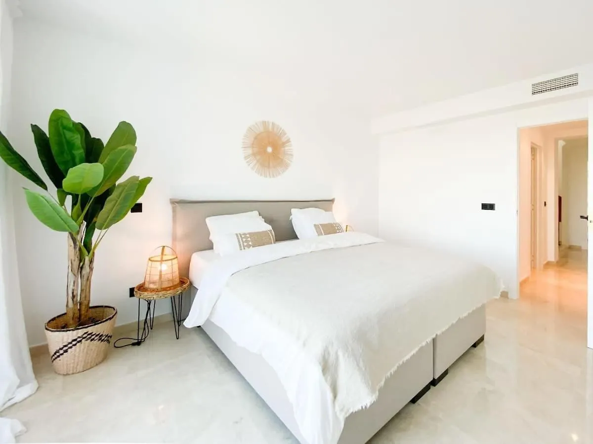 Duplex Penthouse Rooftop Terrace Sea Views Wifi Benahavis Apartment